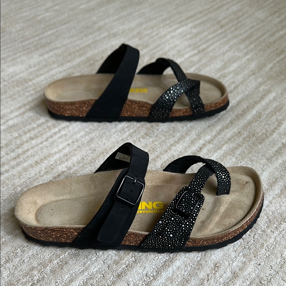 Like New Viking TOFINO Black Studs Sandals Double Strap V26291BWS Size 38 US 7.5
